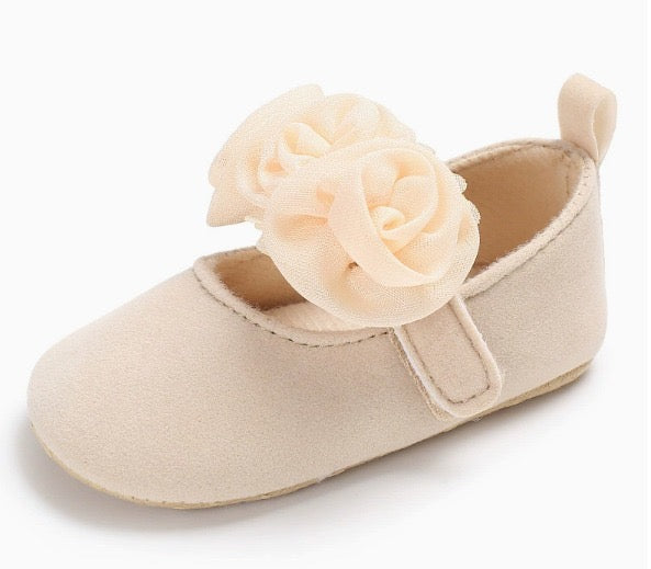 Beautiful Baby Girl Princess Soft Plush Pom Shoes