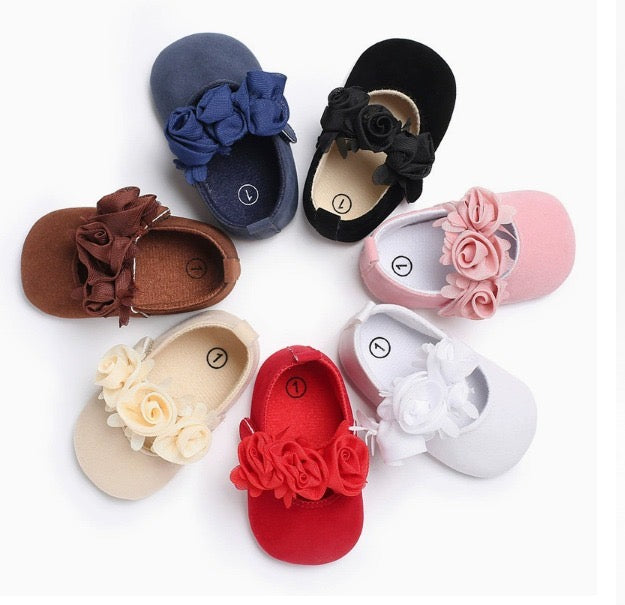 Beautiful Baby Girl Princess Soft Plush Pom Shoes